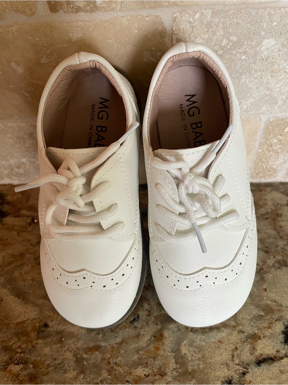 MG Baby White Faux Leather Oxford Dress Shoes are a classic and formal